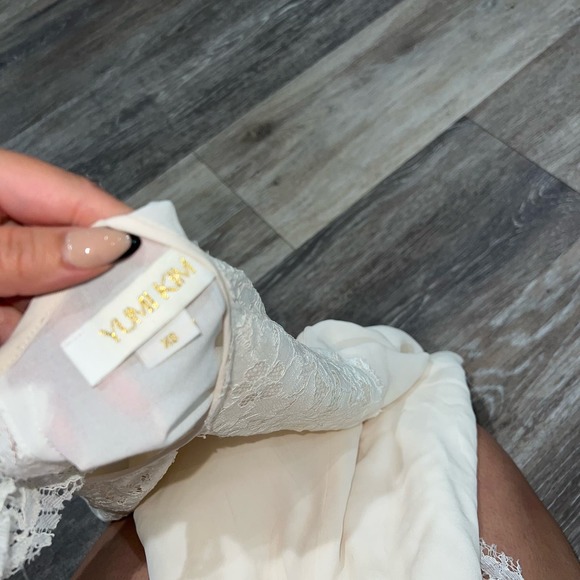 Yumi Kim Lace Sleeveless XS White Romper - Picture 3 of 4